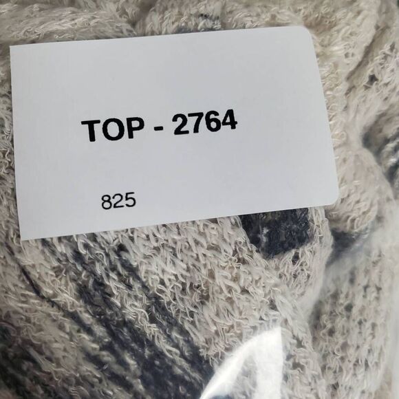 Vanity Women’s American Flag Cardigan Size L Open Front Black White Patriotic - Picture 7 of 7